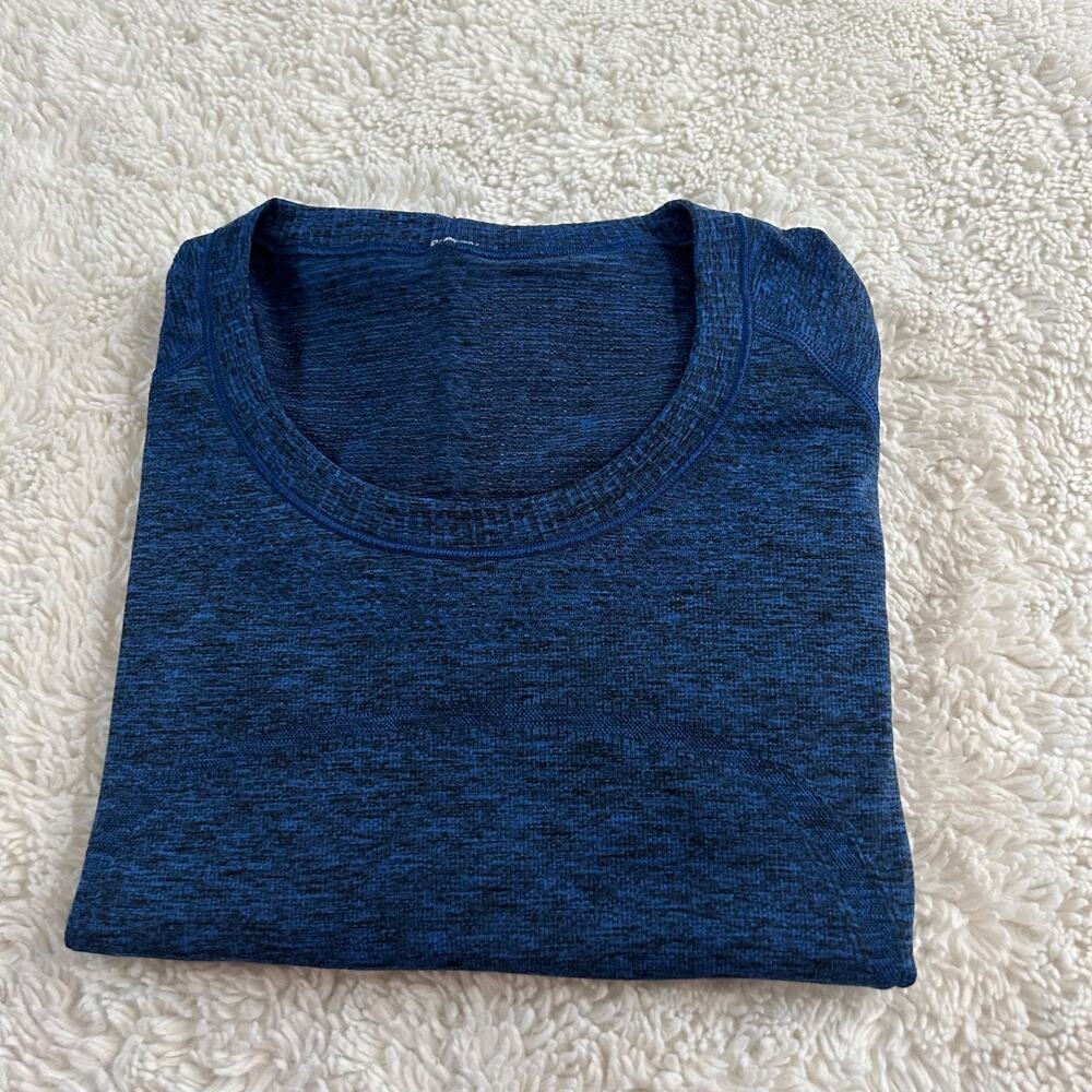 Lululemon Womens Long Sleeve Swiftly Blue Activewear Top 12 Yoga Sports Preppy